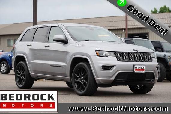 JEEP GRAND CHEROKEE 2017 1C4RJFAG7HC958551 image